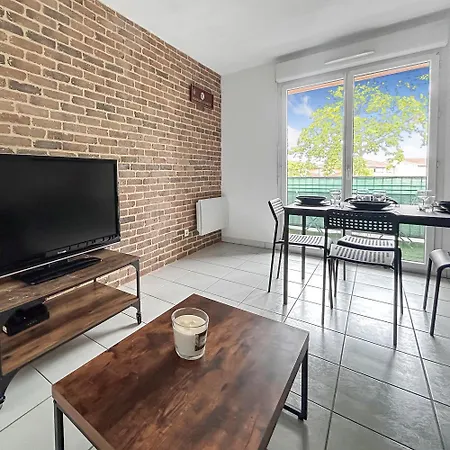 Apartmán Joli Avec Balcon, Parking - Toulouse