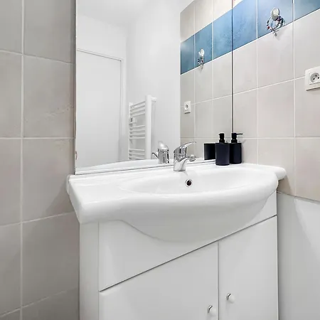 Daire Joli Avec Balcon, Parking - Toulouse Plaisance-du-Touch