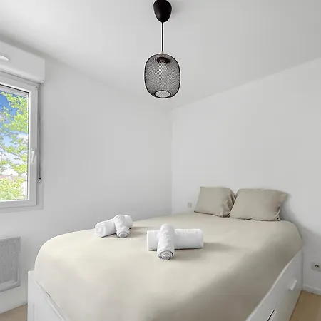 Appartement Joli Avec Balcon, Parking - Toulouse Plaisance-du-Touch